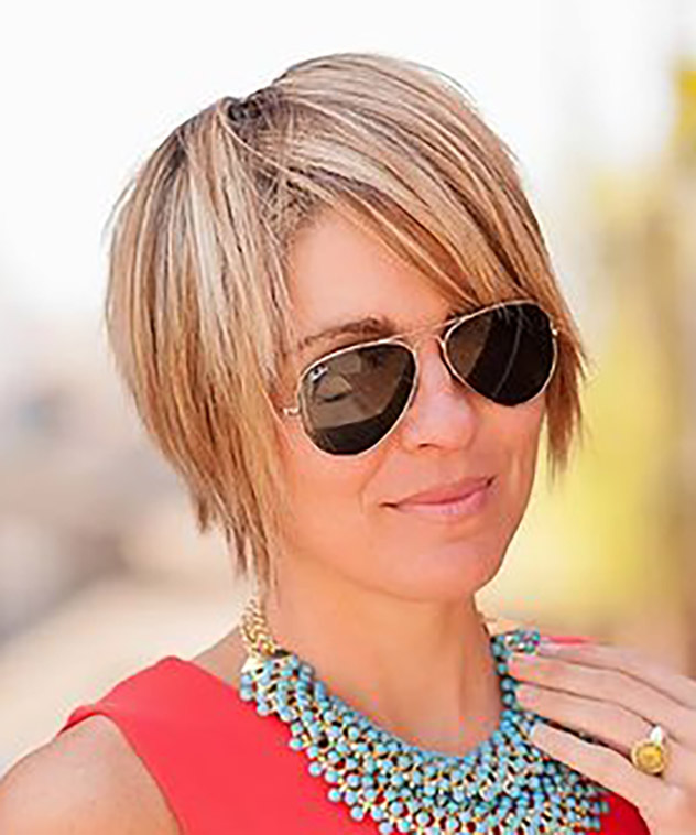 Pixie cut, Short hairstyles, Spring/summer trends, Low-maintenance, Versatility, Hair fashion, Hair color experimentation, Seasonal style, Timeless appeal, Bold statement, Facial feature enhancement, Spring fashion, Summer fashion, Haircut practicality, Haircut creativity, Chic look, Confidence, Edginess, Sophistication, Warm weather styling, Statement earrings, Trendy hats, Light, airy clothing, Floral prints, Bright colors, Big chop,