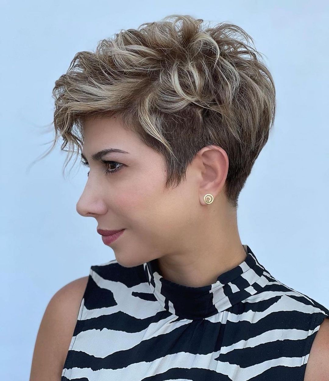 short hairstyles, pixie haircut, elegance,
