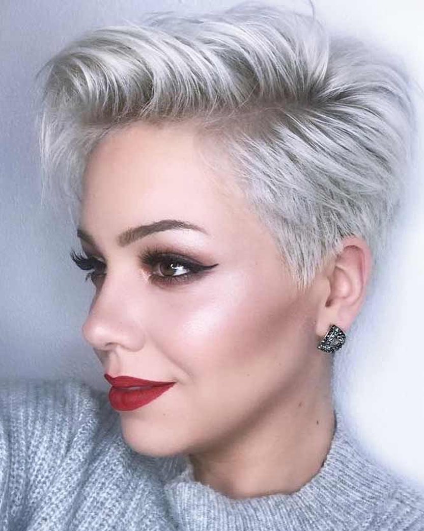 The Hottest Shorthair Styles for a Lovely Younger Look - Page 20 of 24