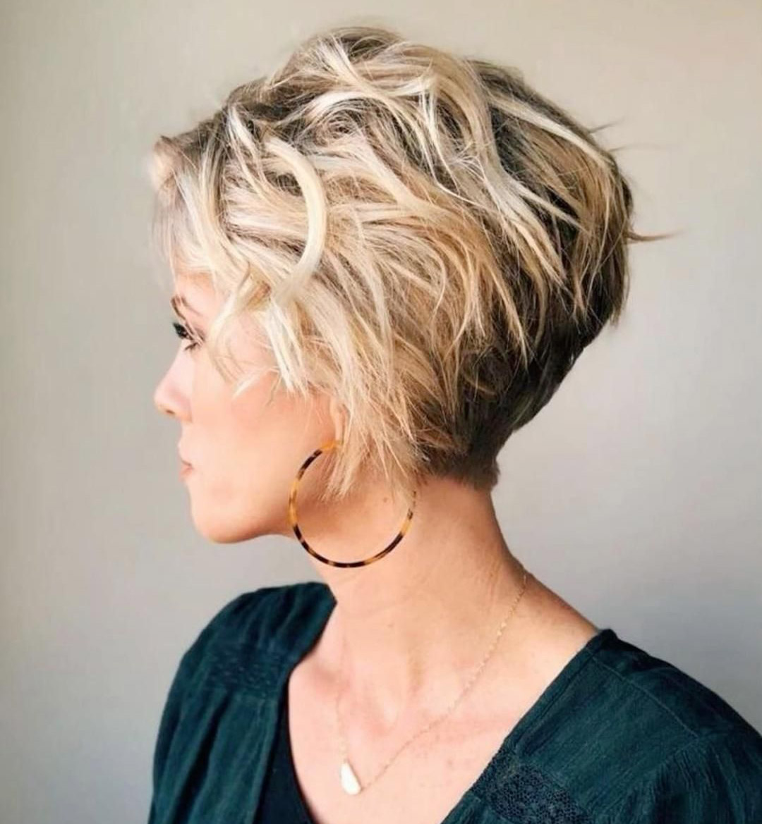 very short bob haircut