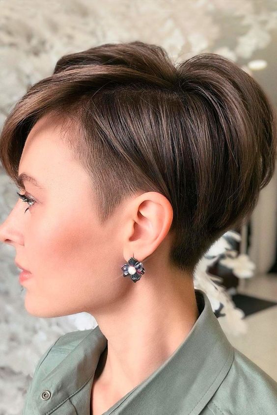modern haircuts for short hair