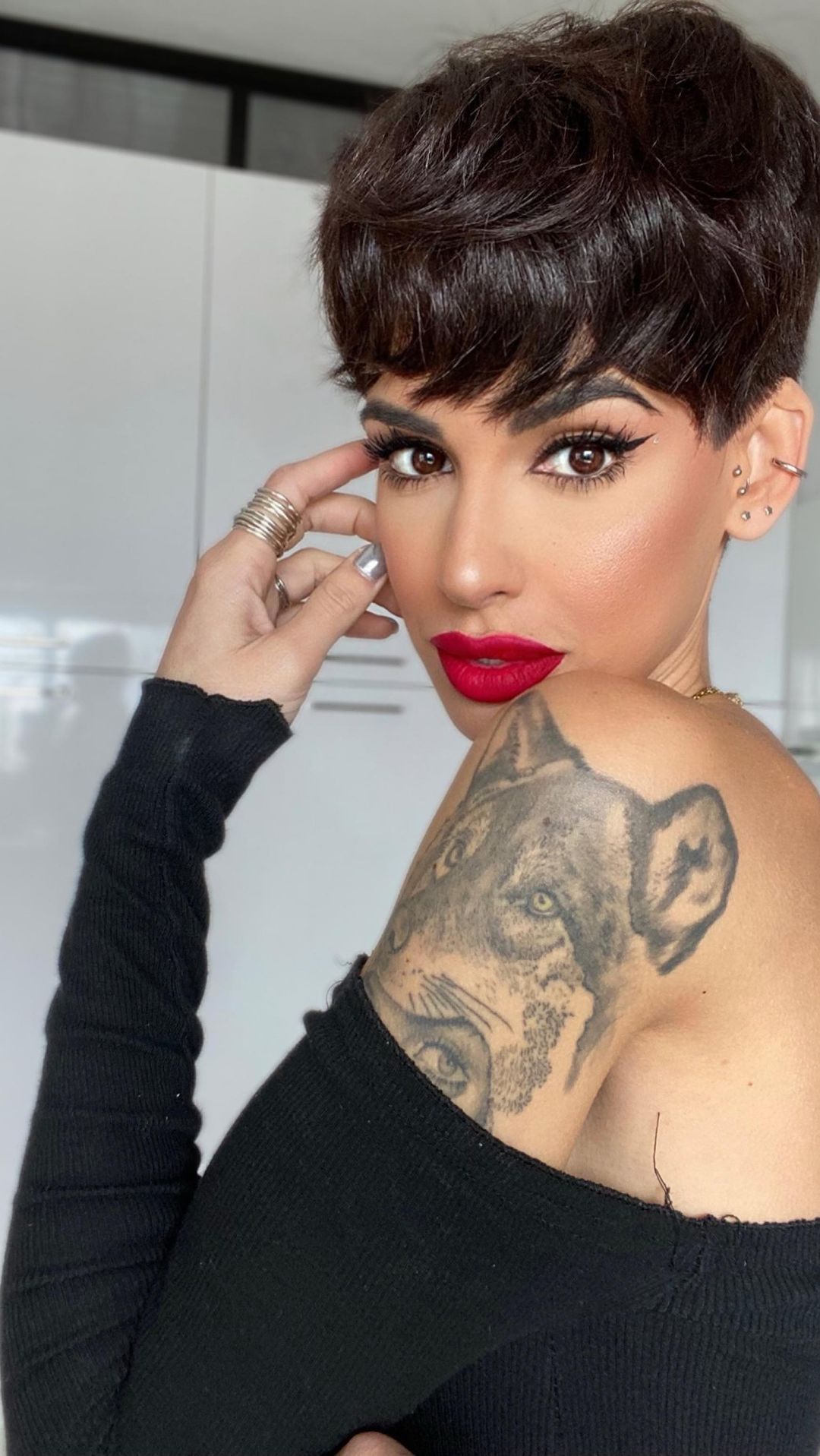 Inmad Elope Pixie Cut