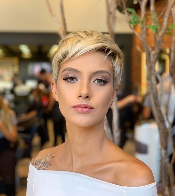 Pixie Like a Celebrity