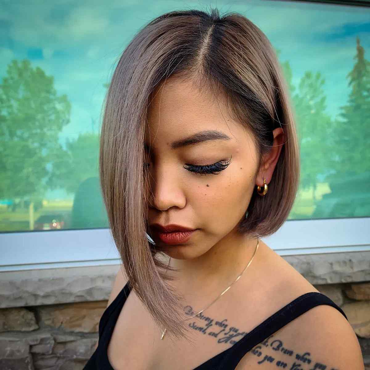 asymmetrical bob haircuts