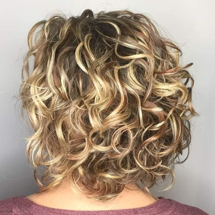 curly Bob hair styles