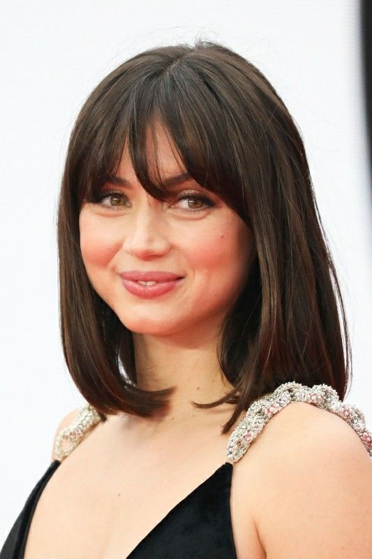 latest medium hair trends
