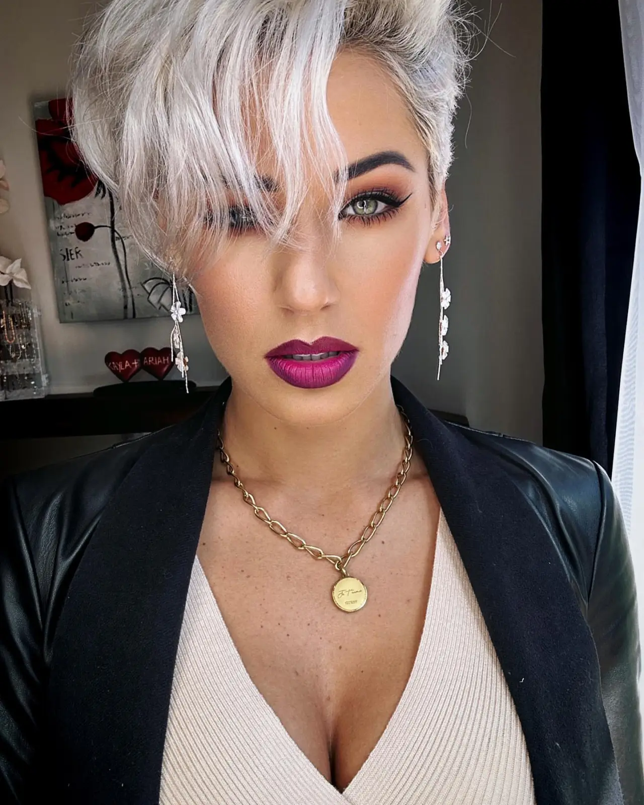 anti-aging short hairstyles