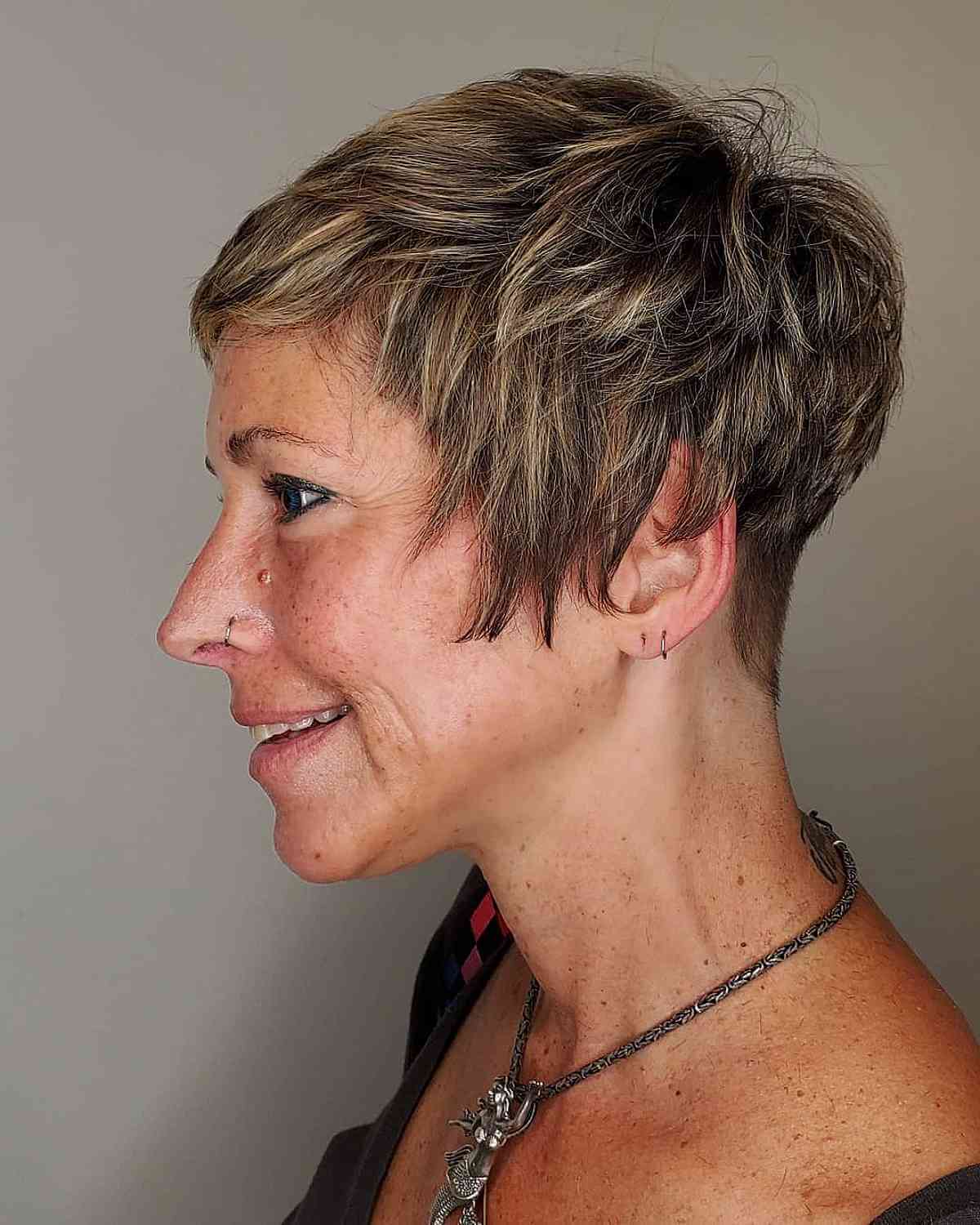 cutest short haircuts women