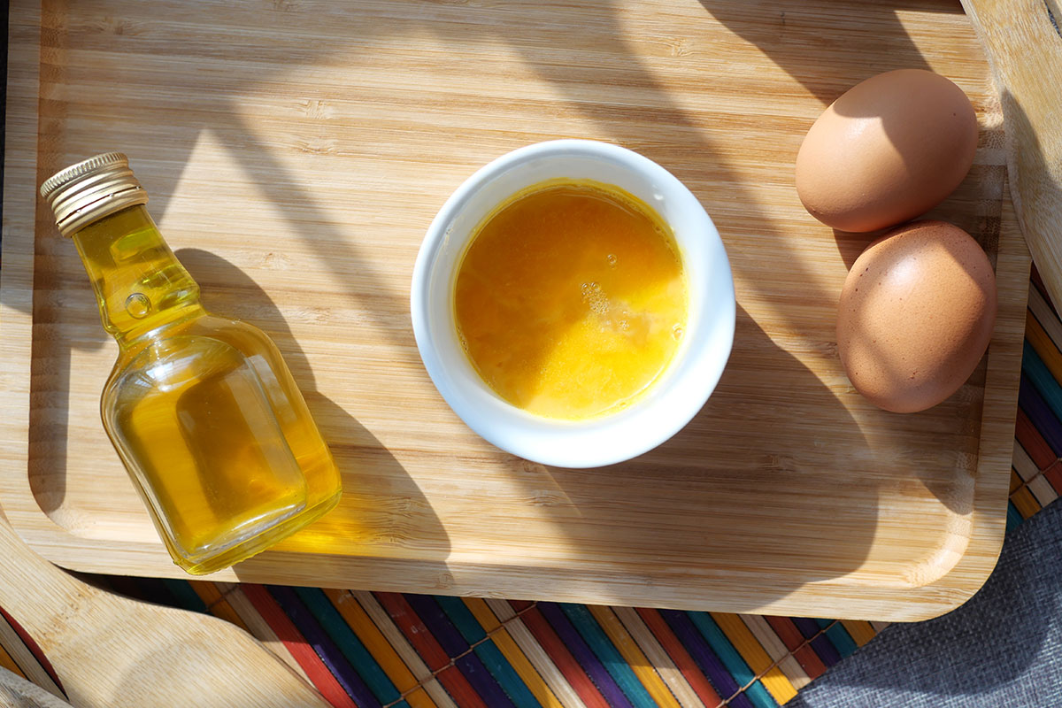 Egg and Olive Oil Hair Mask