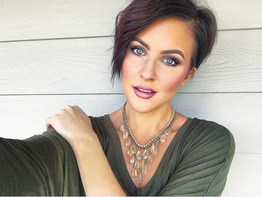 nicole huntsman short bob hairstyles