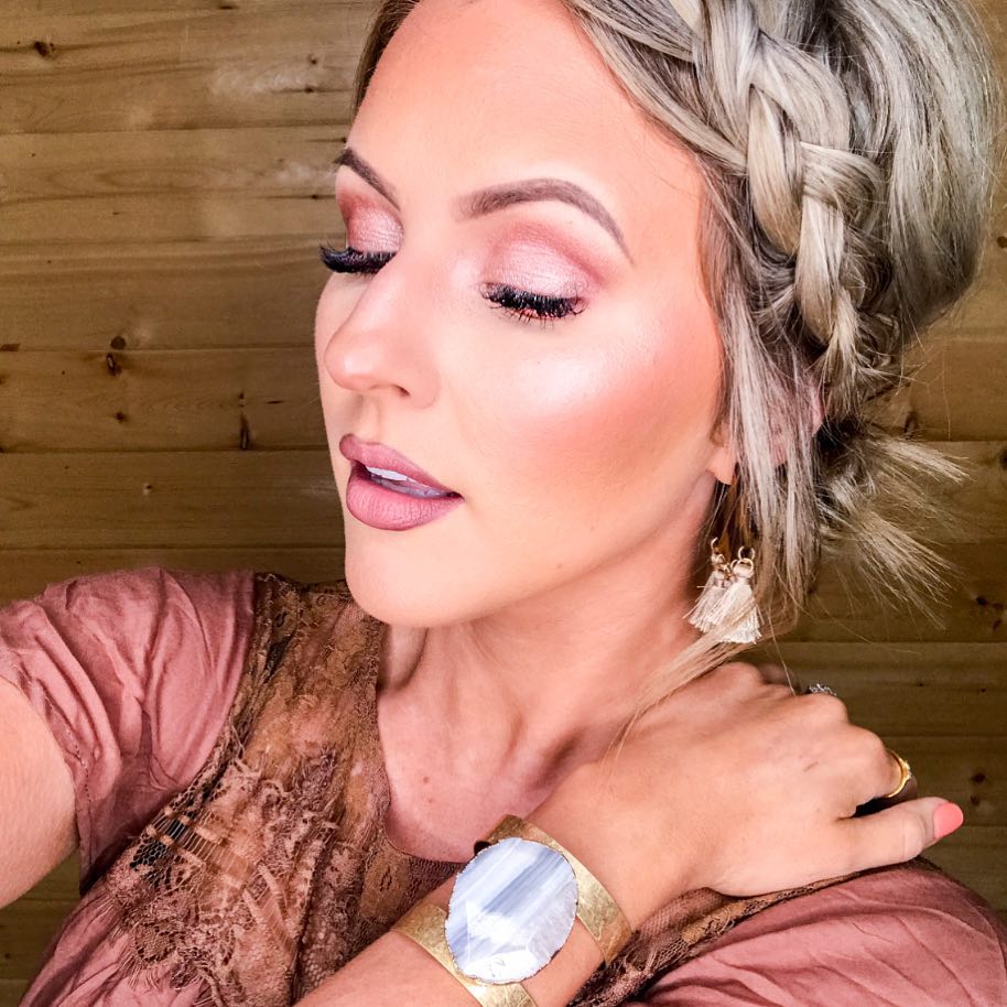 nicole huntsman short bob hairstyles