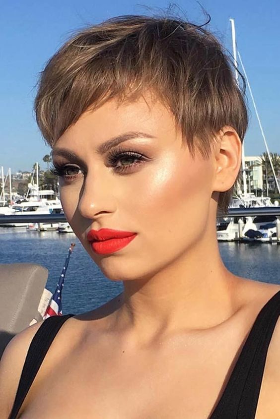 pixie haircuts with bangs