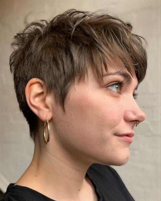 A Deep Dive Into Trendy Pixie Haircuts with Bangs