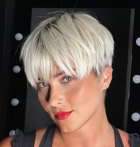 pixie haircuts with bangs