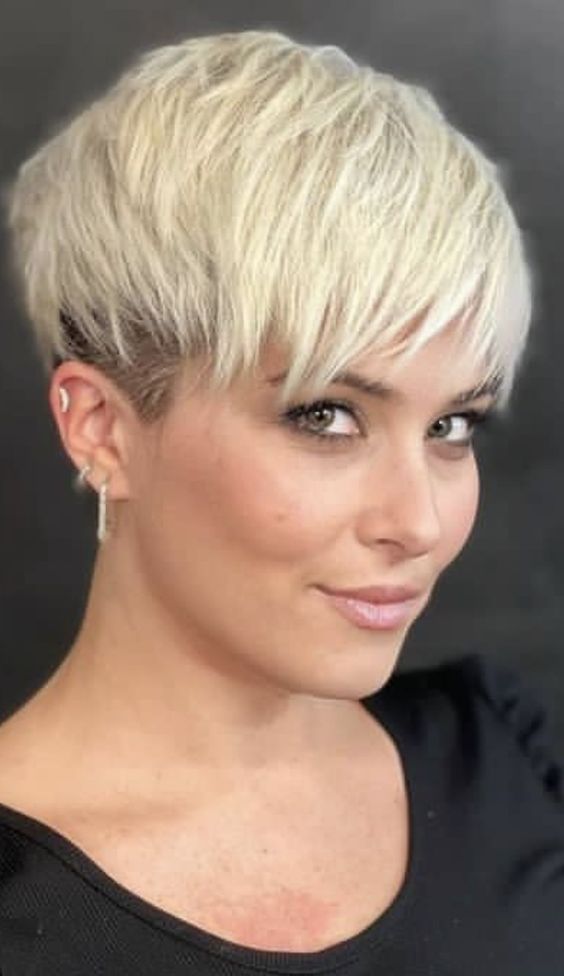 A Deep Dive Into Trendy Pixie Haircuts With Bangs 0705