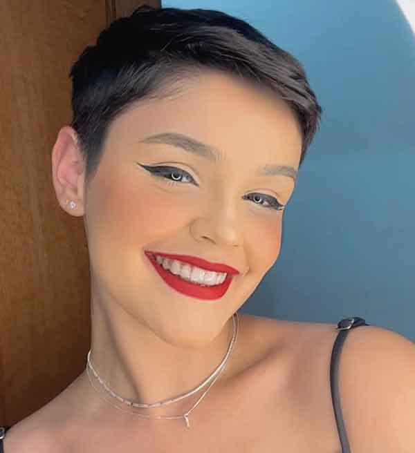 short hairstyles pixie