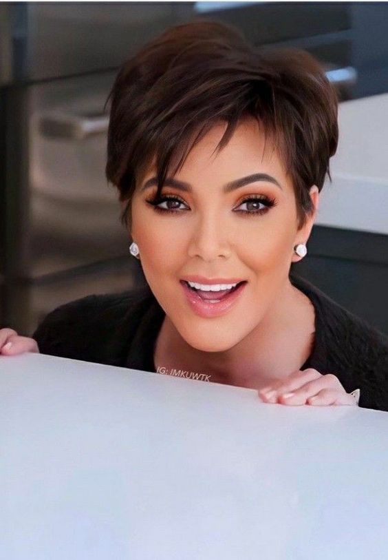 anti-aging short pixie cuts that look younger