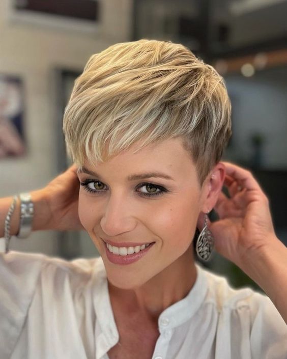 anti-aging short pixie cuts that look younger