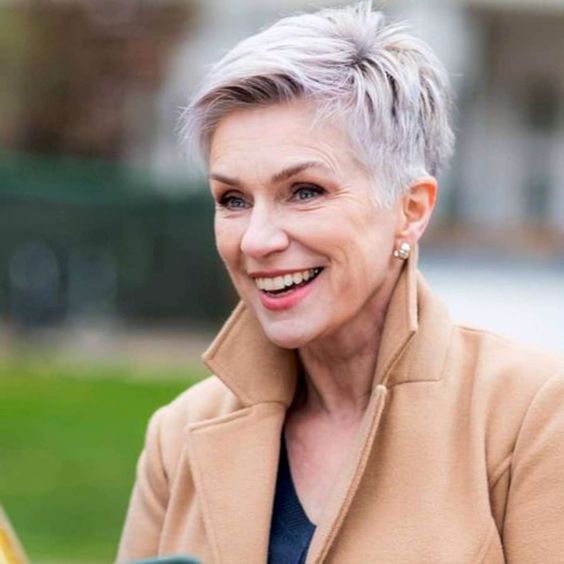 anti-aging short pixie cuts that look younger