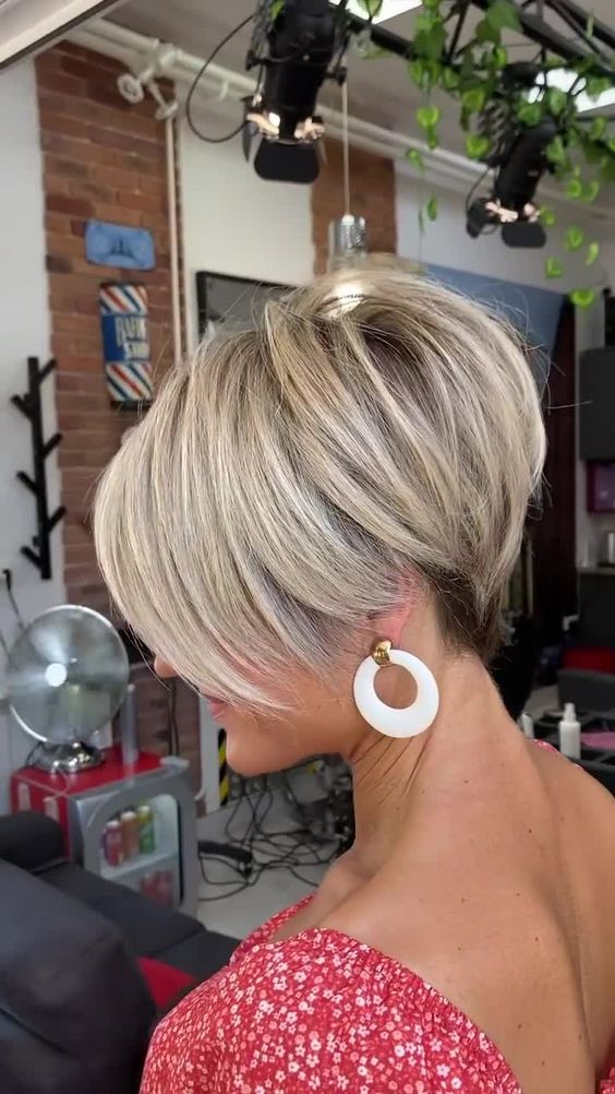 pixie bob haircut