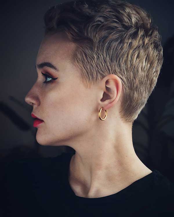 pixie cut blonde hair