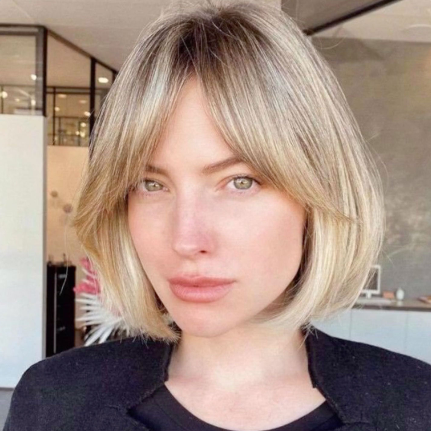 Short Bob Hairstyles for Stylish Women with Fine Hair 2024