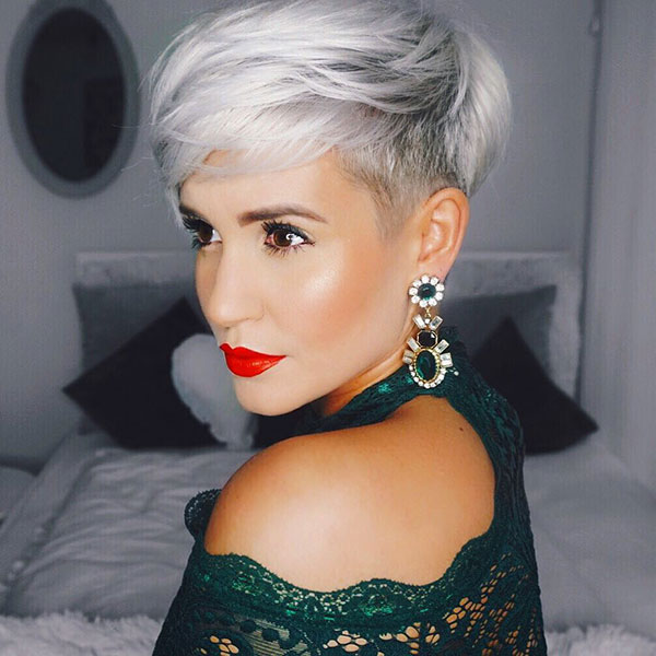 Short Grey Hair Cuts