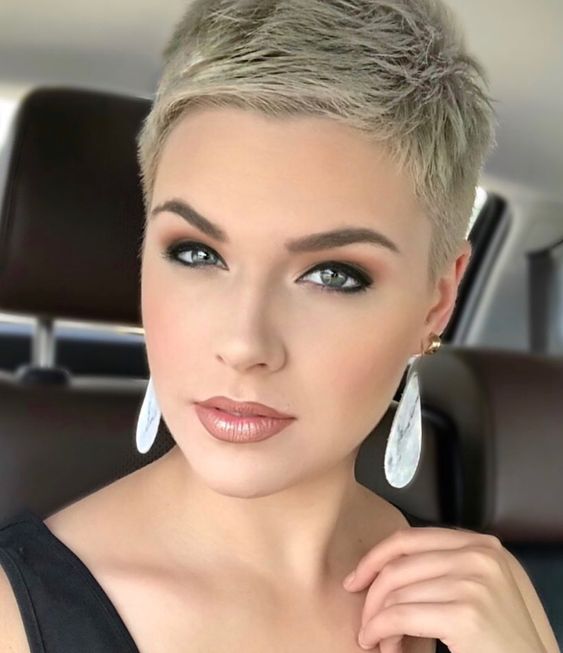70+ Best Short Pixie Cuts and Pixie Cut Hairstyles for 2024 - Page 64 of 74