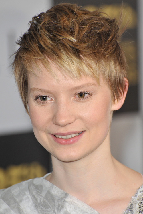 Short Pixie Haircuts Pinterest