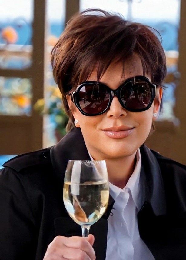 Coiffures Courtes & Couleurs Étonnantes pour Femmes +50 - Pinterest