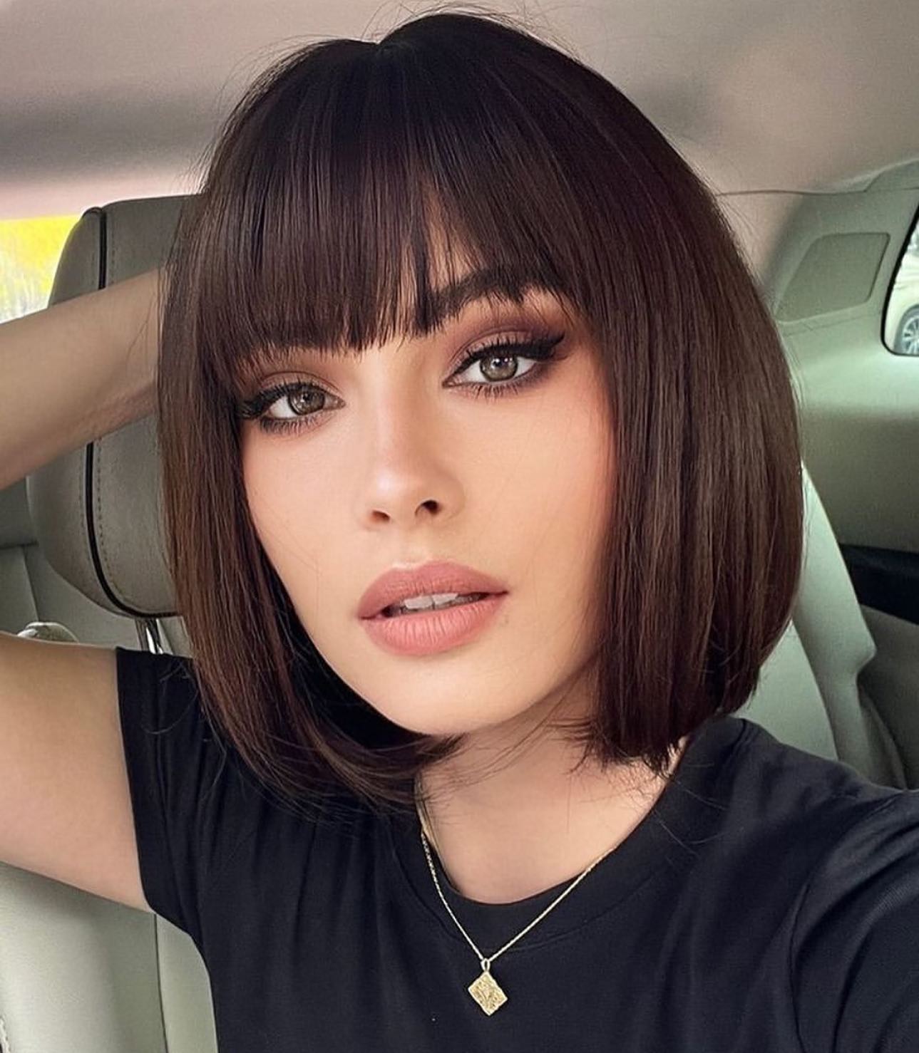 Bombshell Bob Haircuts Women Pinterest