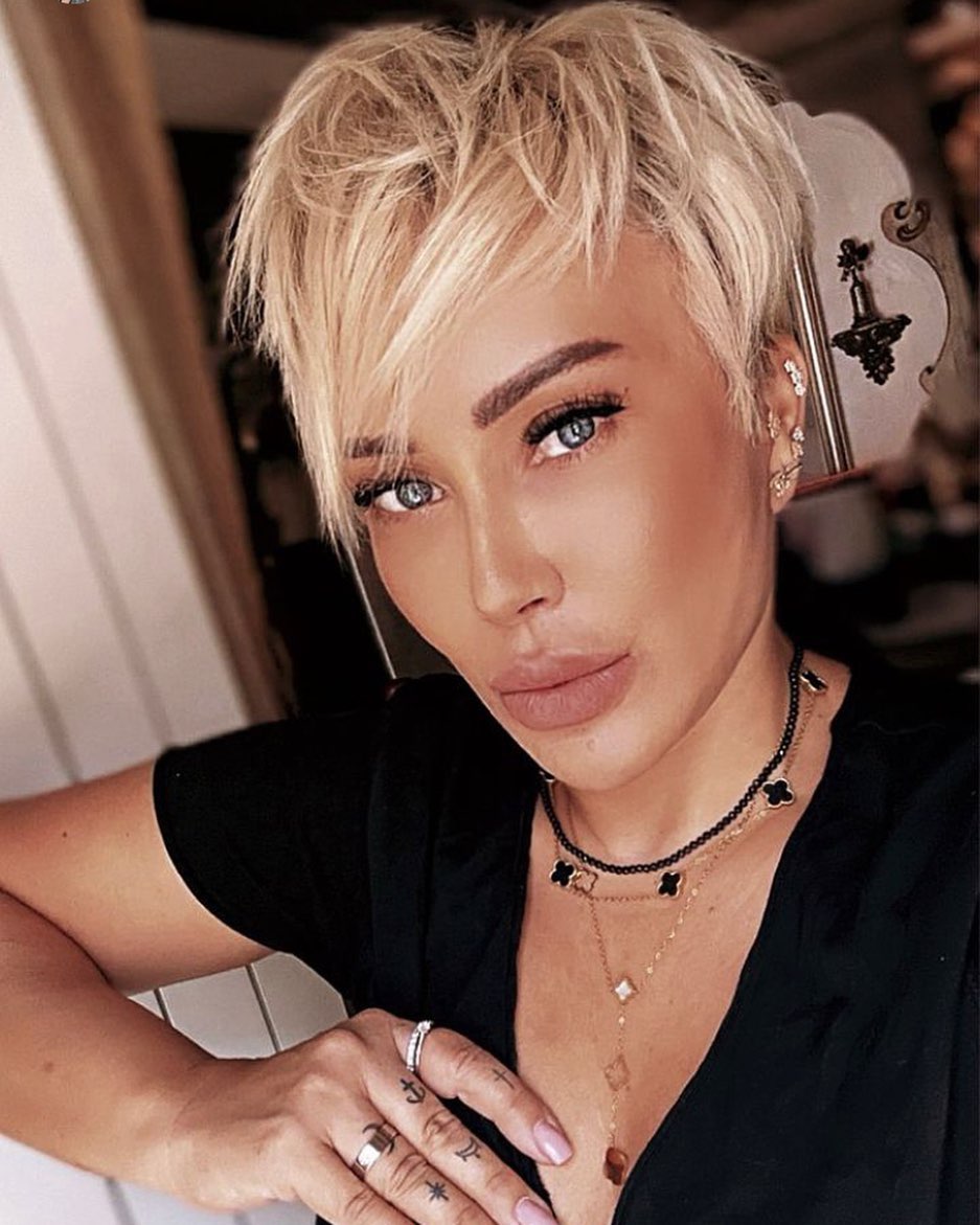 hairstyles for very short hair women pinterest