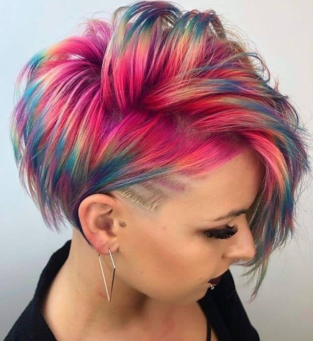 Multi-Toned Short Hair Color Ideas