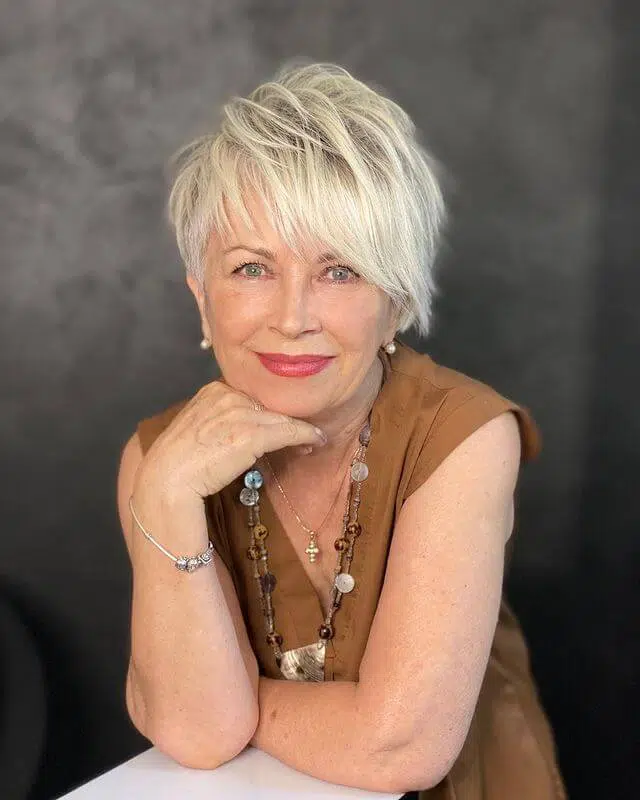 Anti-Aging Short Haircuts For older Women