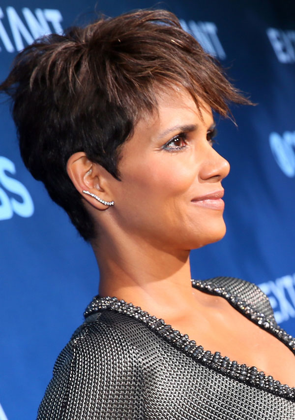 Anti-Aging Short Haircuts For older Women