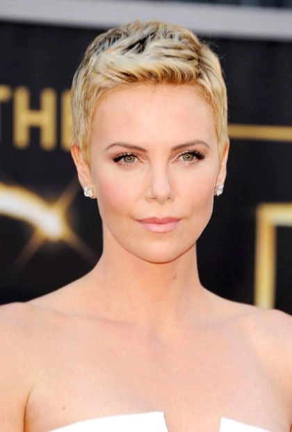 Anti-Aging Short Haircuts For older Women