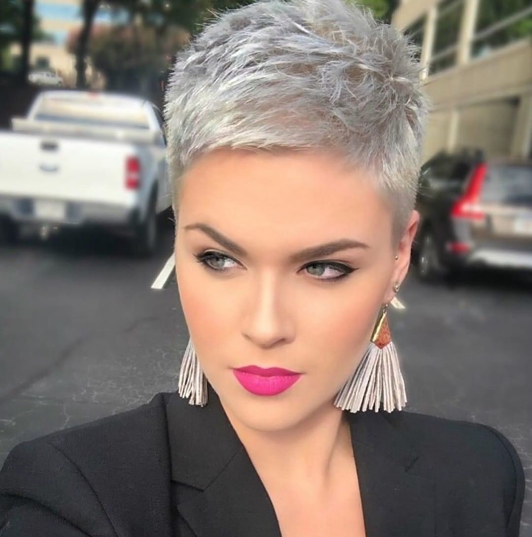 chic pixie cuts
