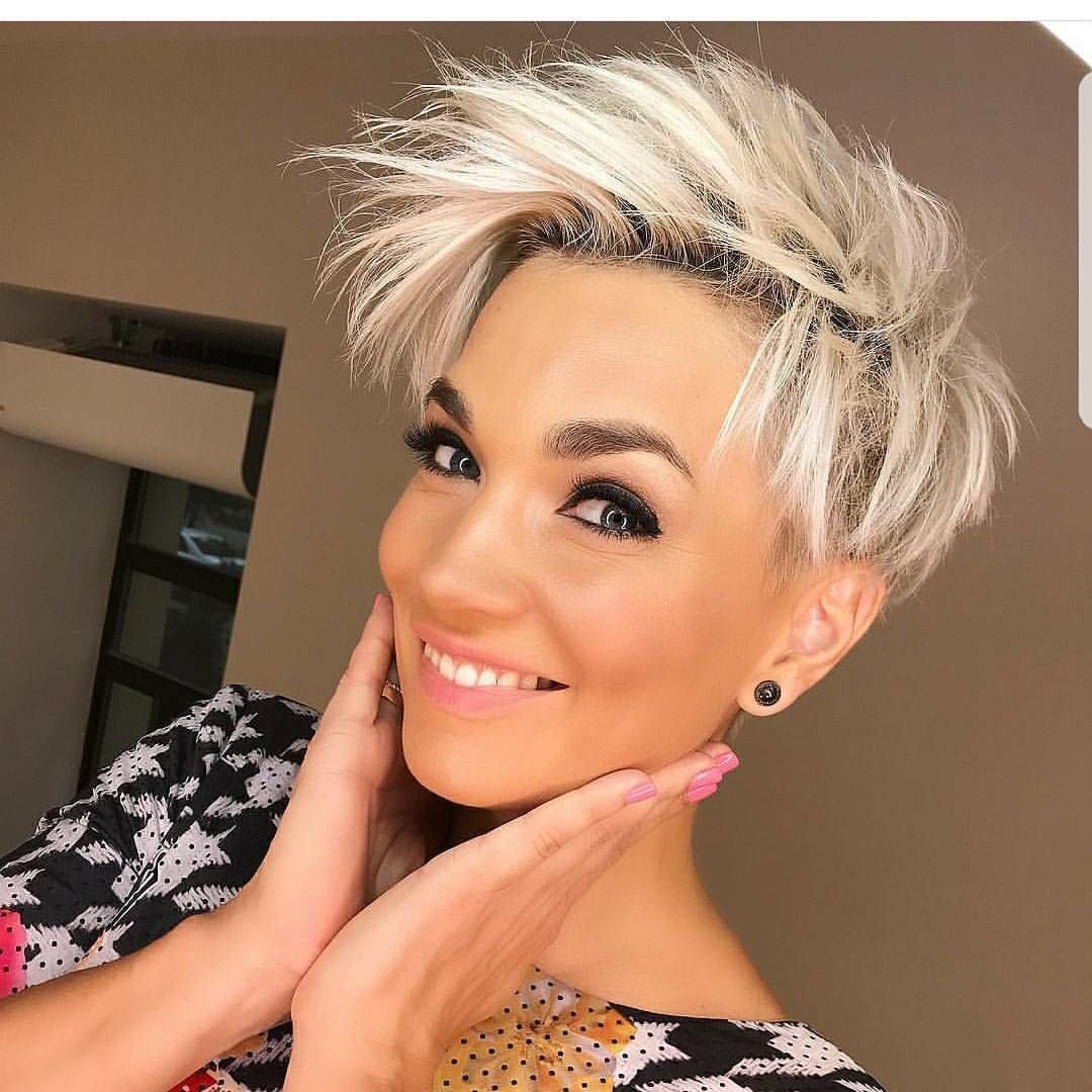 Most Attractive Pixie Hairstyles for Ladies