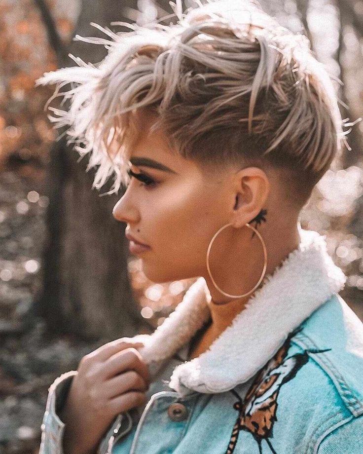 Most Attractive Pixie Hairstyles for Ladies