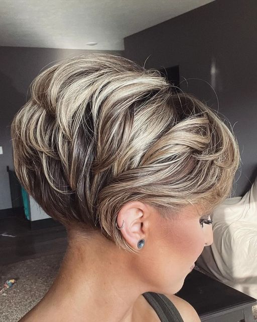 highlighted pixie cuts
