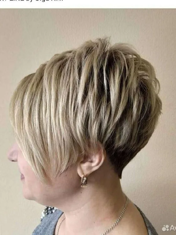 highlighted pixie cuts