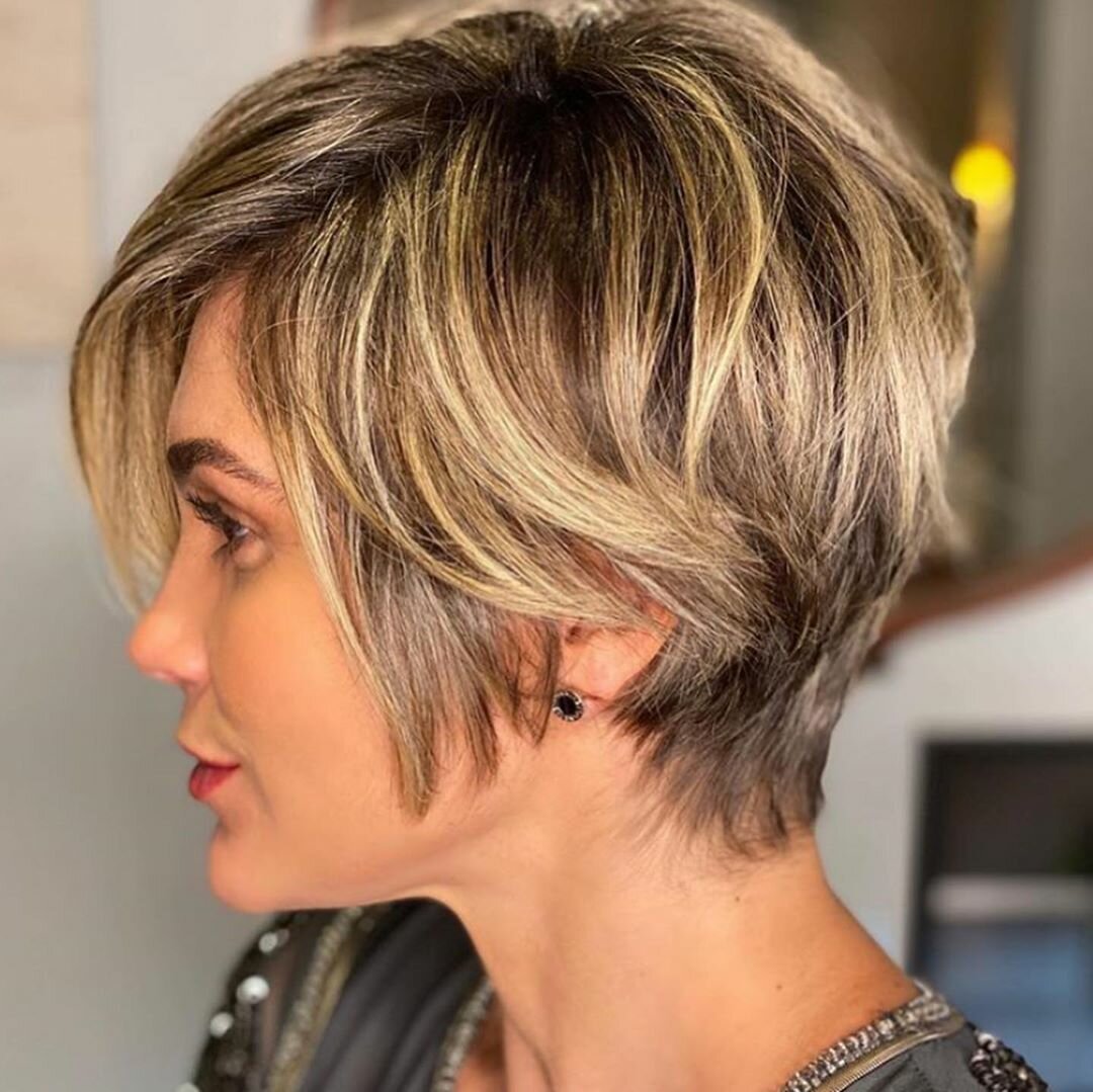 highlighted pixie cuts