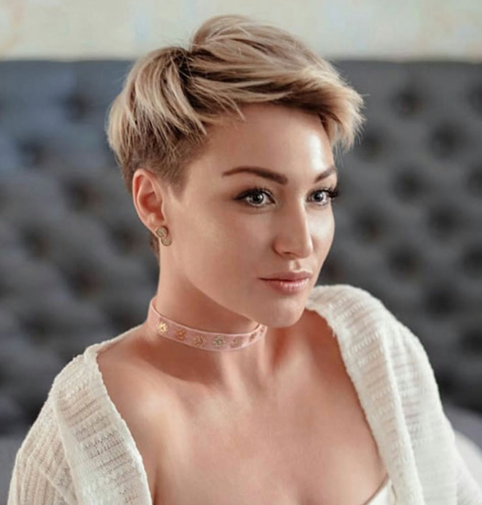 hottest short haircuts, hottest short pixie cuts,