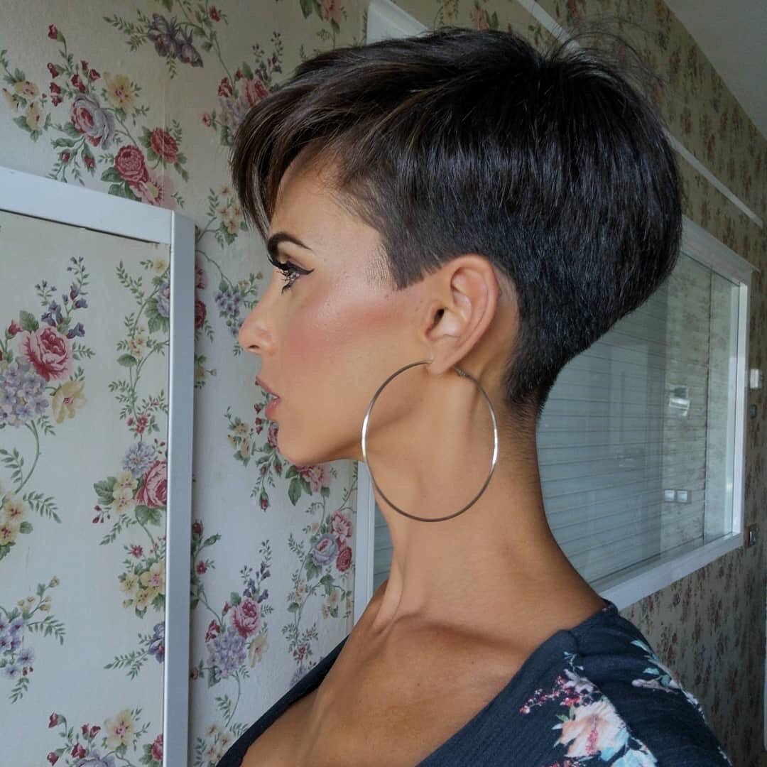 hottest short haircuts, hottest short pixie cuts,