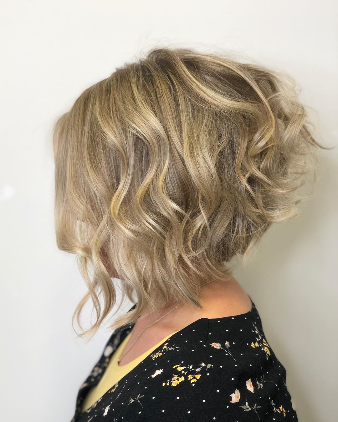 inverted bob style, inverted bob cut, inverted bob haircut, inverted bob hairstyle,