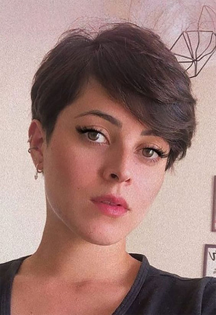 32 Low-Maintenance Pixie Cuts That Are Still Super Cute! - Page 12 of 32