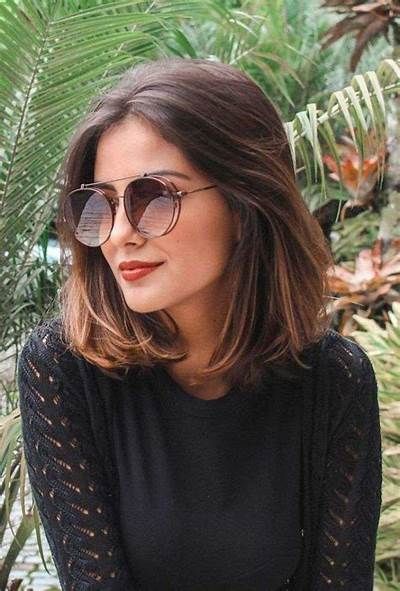 Medium Hairstyles for Sunglasses Wearers