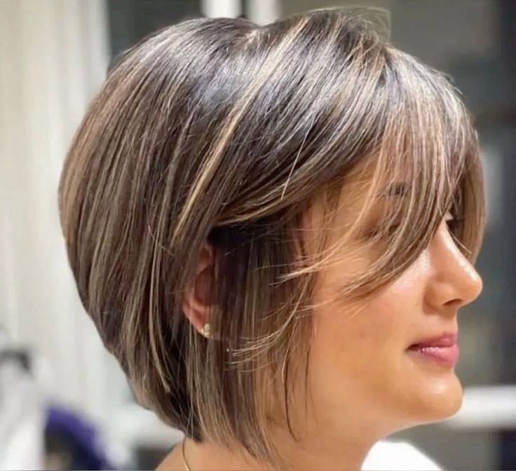 20+ Short Bob Styles Perfect for a Trendy, Modern Makeover - Page 15 of 27