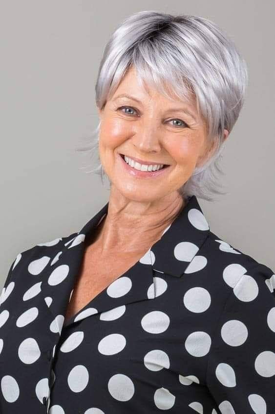 32 Must See Short Hairstyles For Women Over 50s Unmissable Page 19