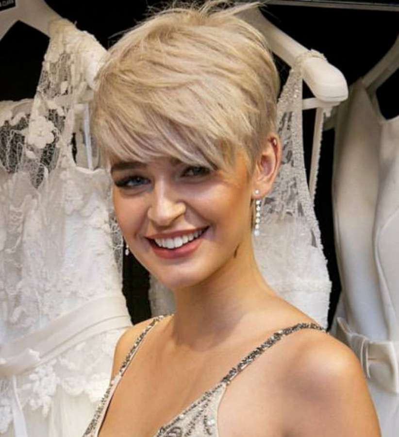 Short Hairstyles Women Over 40